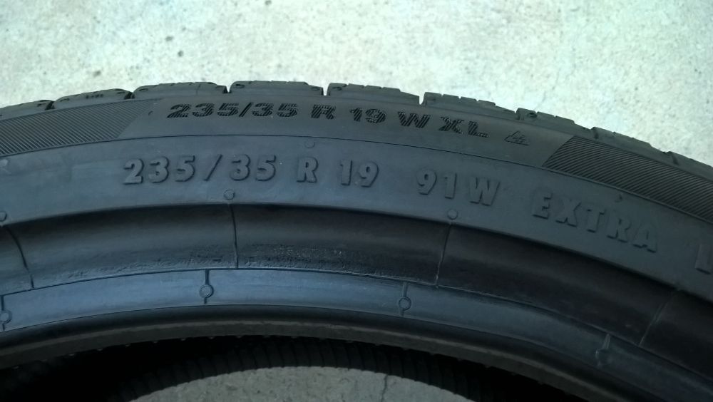 O anvelopa iarna 235 35 19 continental wintercontact TS 850P cu 8,5 mm