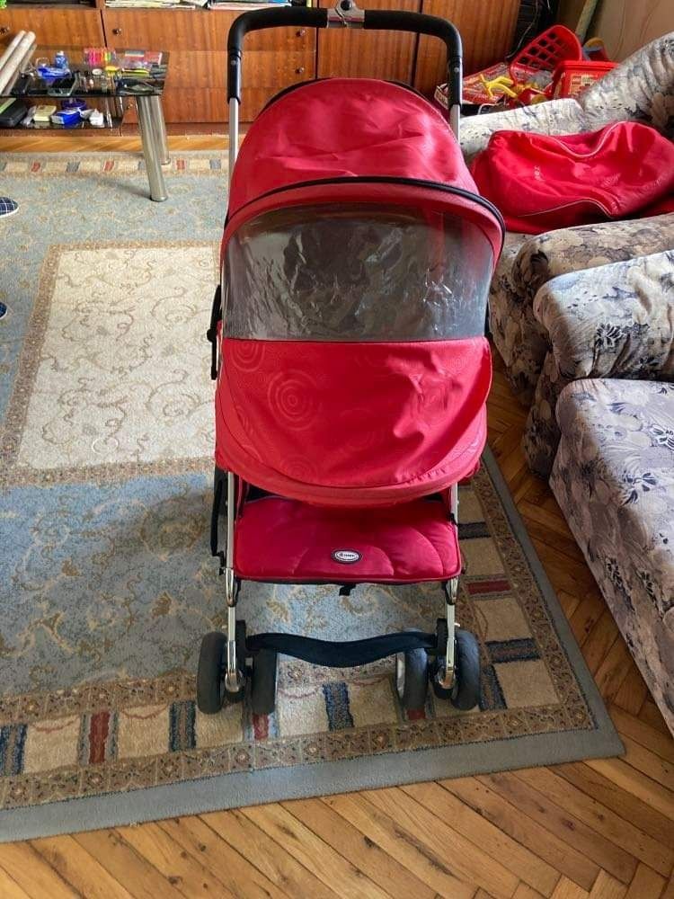 Детска сгъваема количка модерен дизайн лека и удобна
