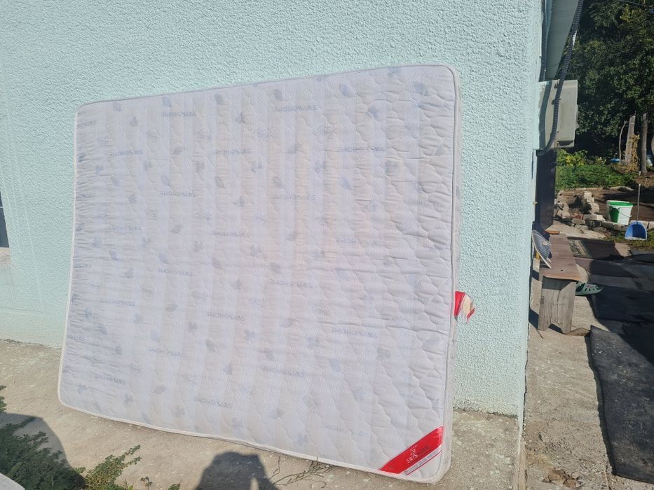 Продам матрас б/у