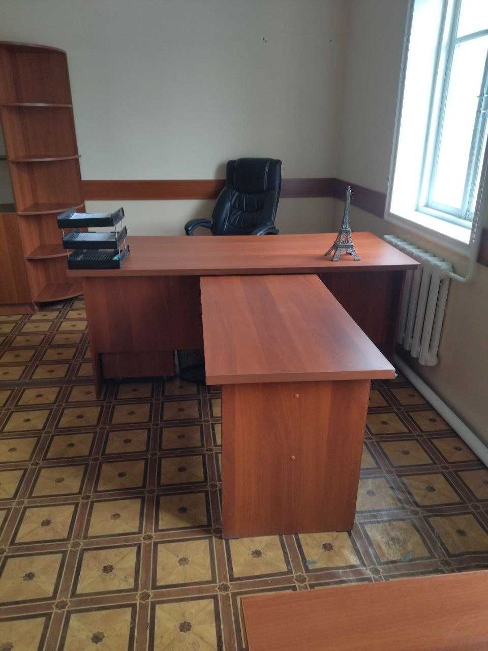 Office uchun to'plam mebel! Sifati yaxshi!