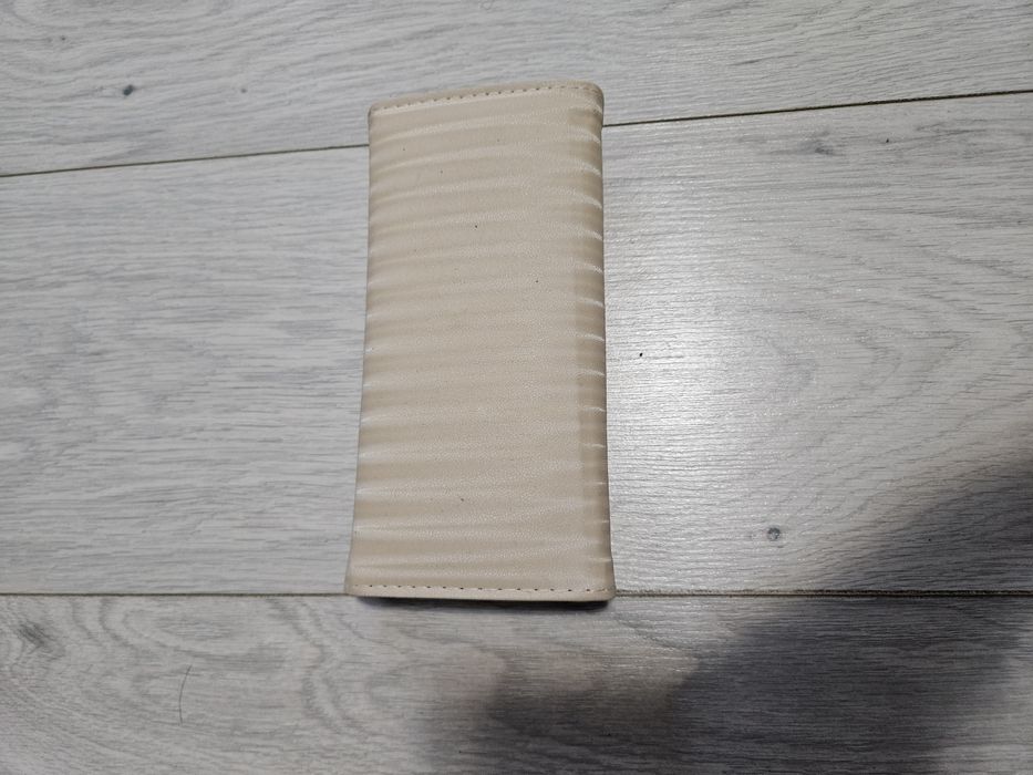 Portofel de dama inspirat de Michael Kors