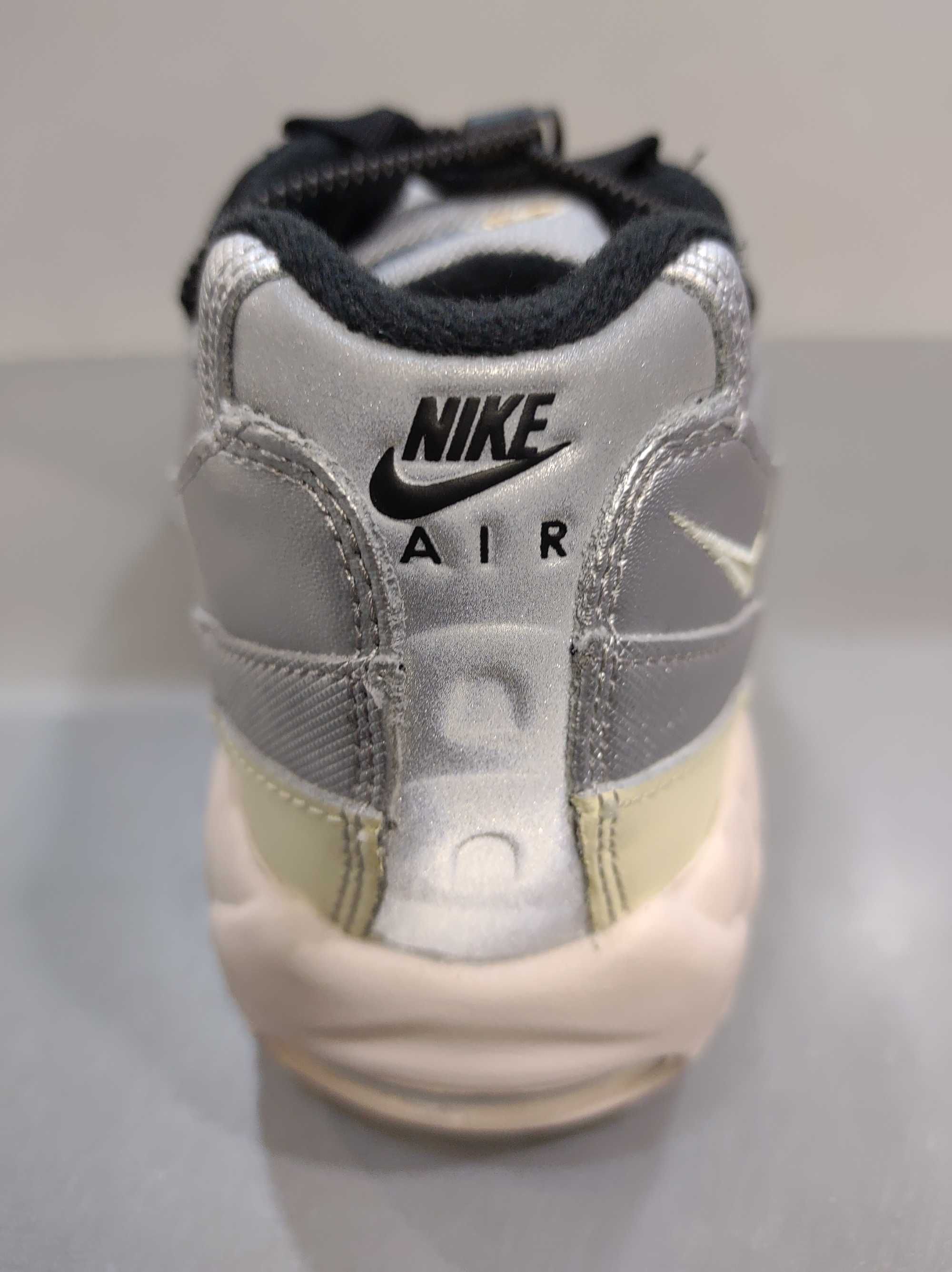 Nike Air Max 95 N40/25sm.Маратонки с камери.Нови.Оригинал
