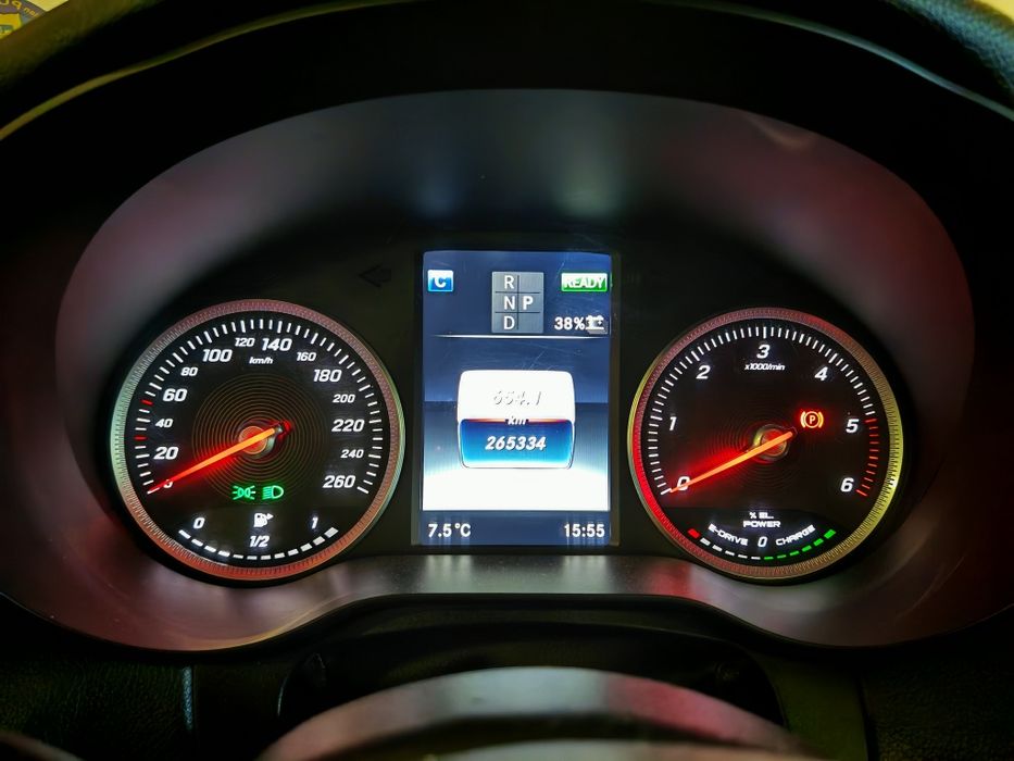 Mercedes Benz C300h