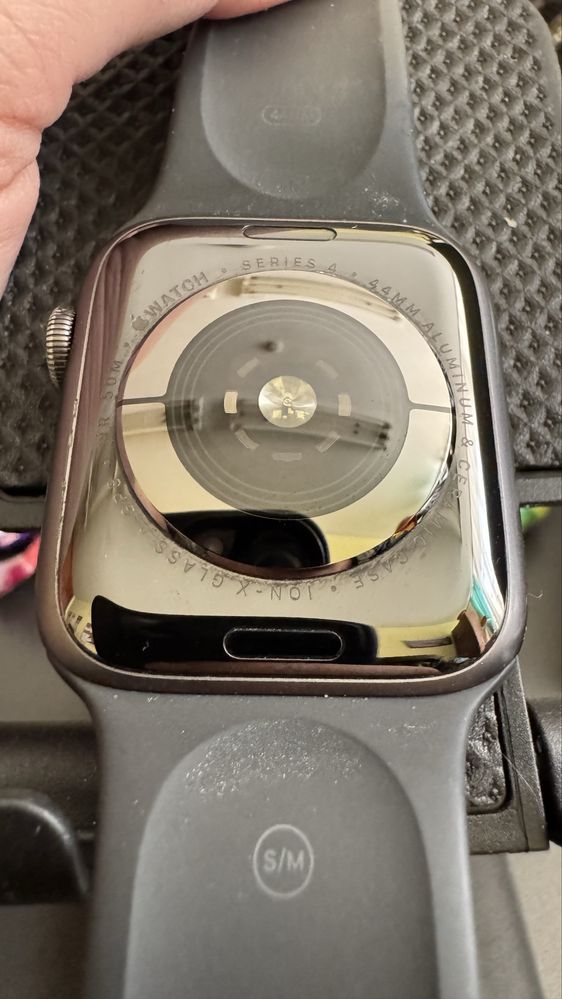 Apple Watch Series 4 44mm Space Gray Sport Black