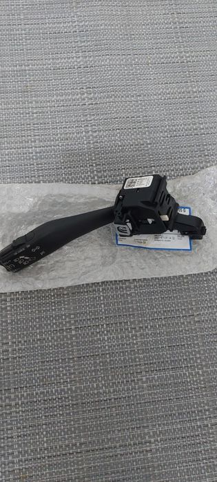 Vând manetă semnalizare tempoma Golf 6 Cruise Control