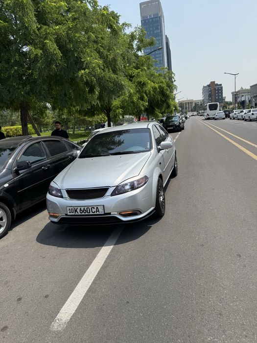 Lacette 2013 sotiladi