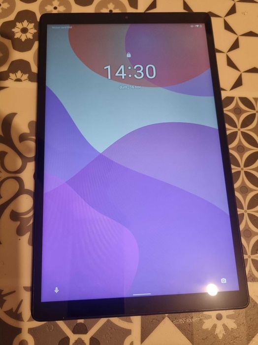 Lenovo tab m10  64 g