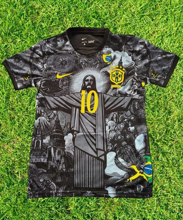 Тениска на Бразилия