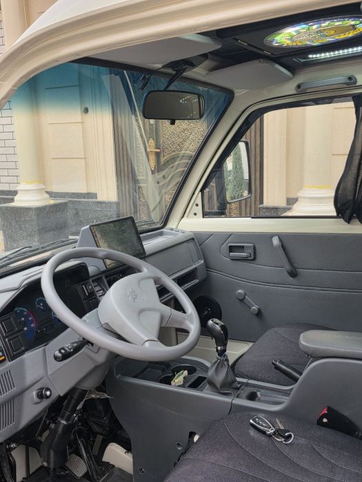 DAMAS VAN 2024 Metan