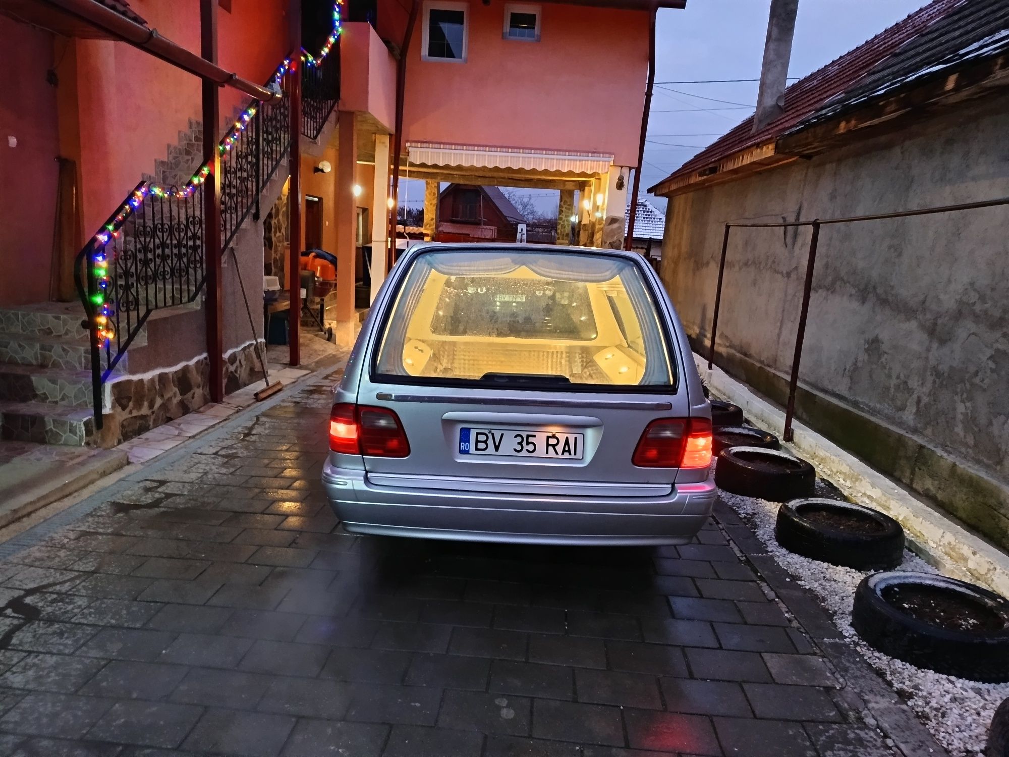 Dric Funerar Mercedez-Benz.Pilatoo