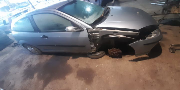 Maneta stergatoare parbriz si luneta PA66-GF30 Ford Focus prima gener