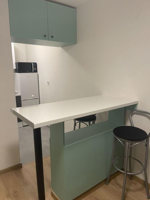 Двустаен апартамент в ж.к. Иван Вазов.