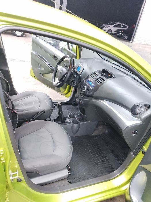 Spark salatviy 3-pazitsiya M/T Mexanika gaz