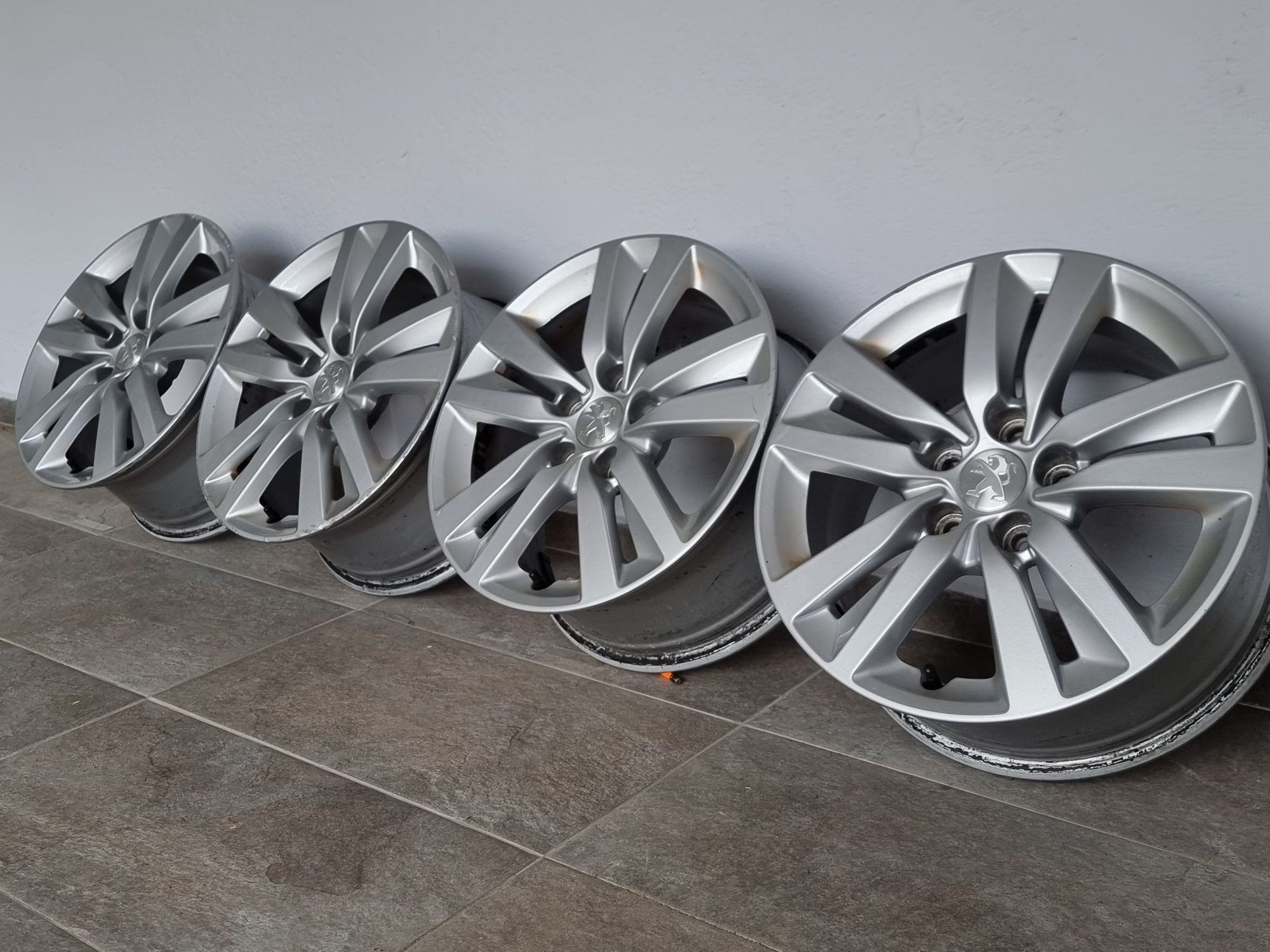17" Оригинални джанти Peugeot 308 508 5×108 7J ET44
