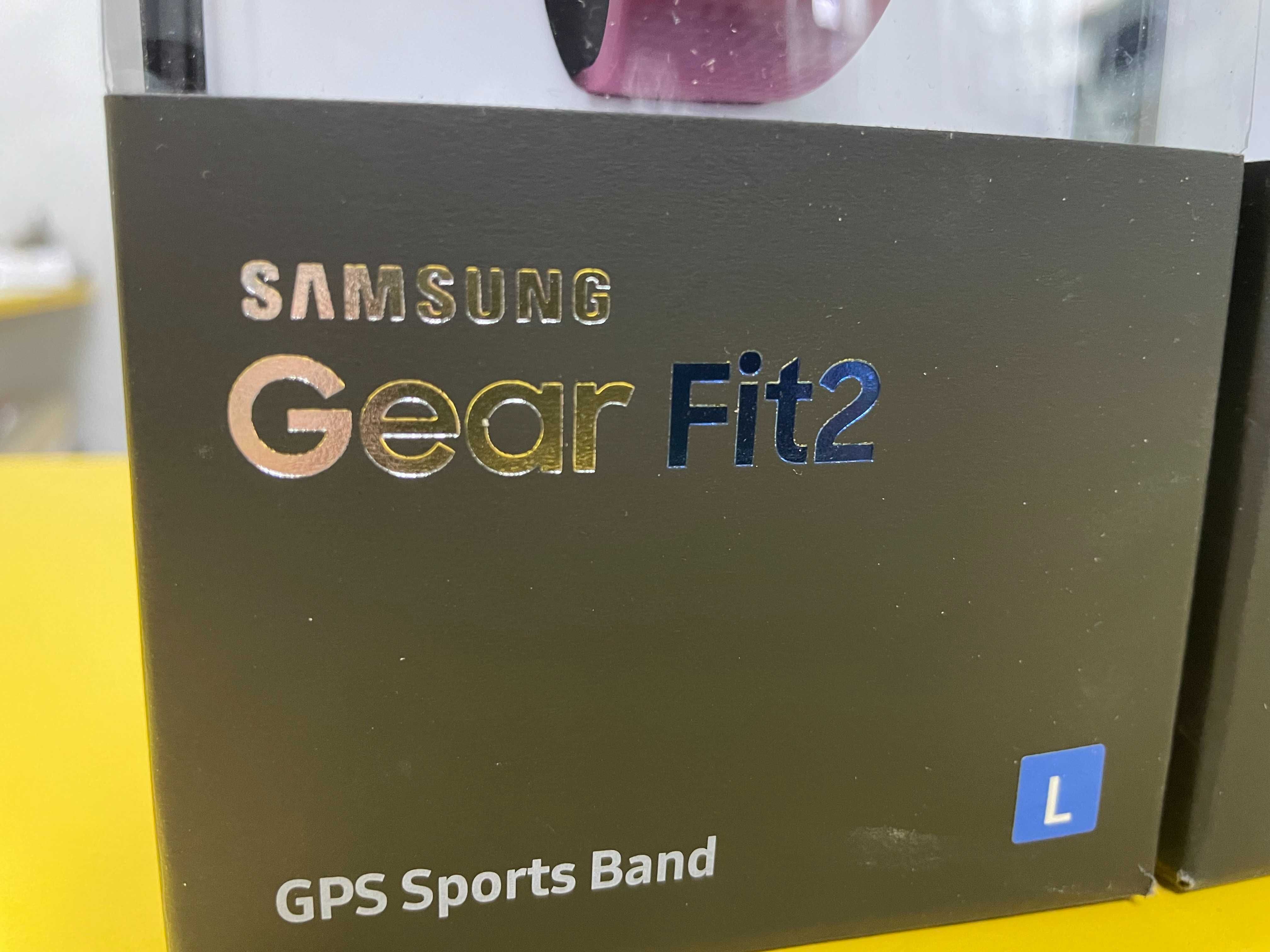 Смарт гривна Samsung Galaxy Gear Fit 2