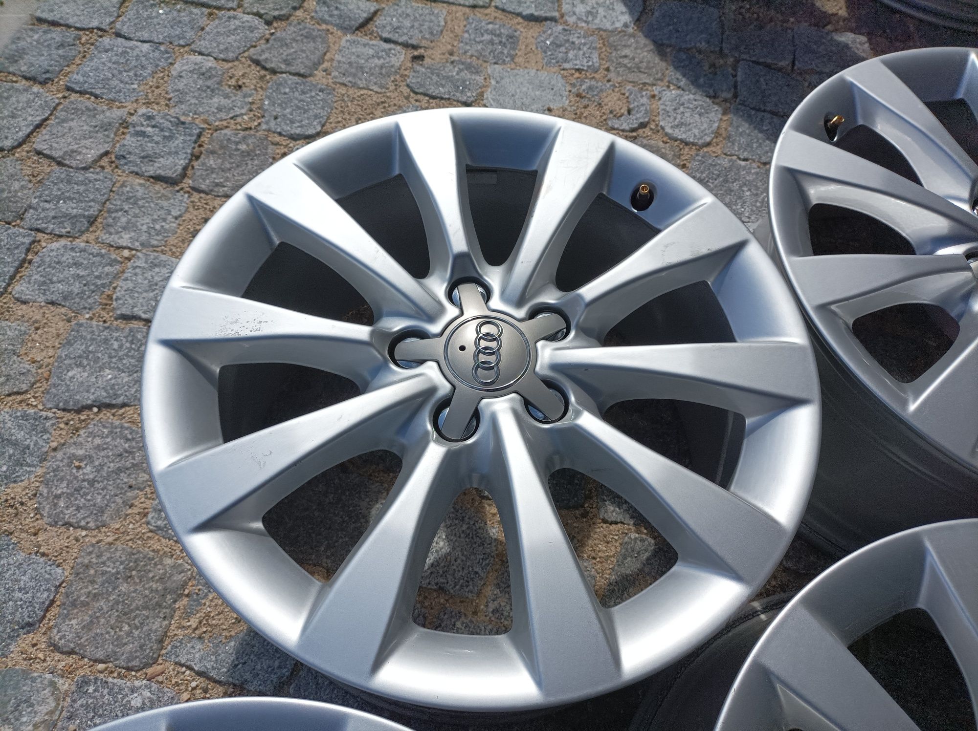 17" оригинални алуминиеви джанти за Ausi A4,A6./Skoda/Vw.