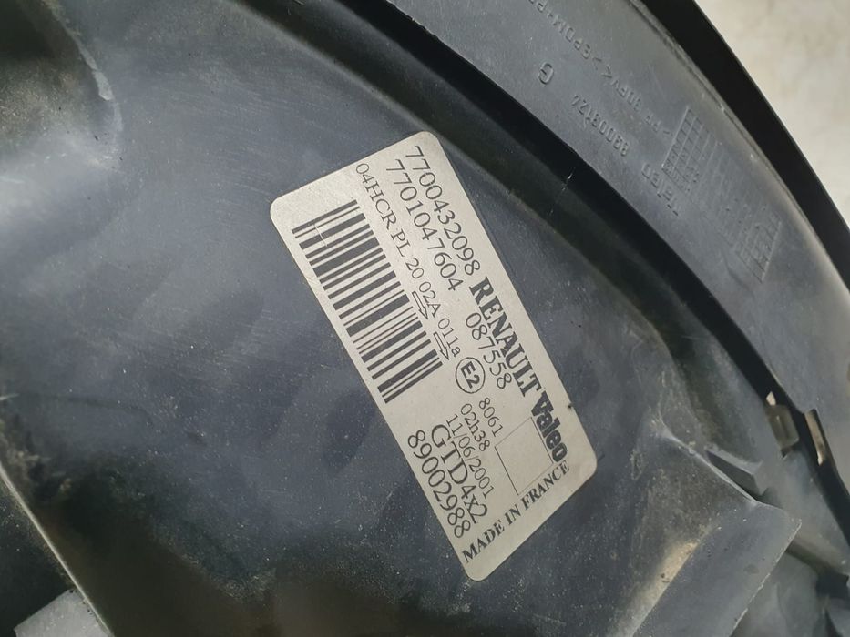 Far stanga Renault Scenic 1 (facelift) (1999 - 2003) (333) F9Q732