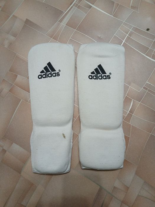 Продаю каратиские щетки для ног