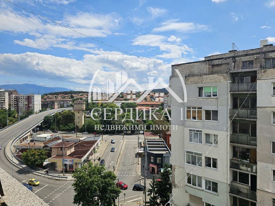 Дава се под наем Тристаен апартамент в Перник, Център - 66 кв.м за 357 € - Снимка #6