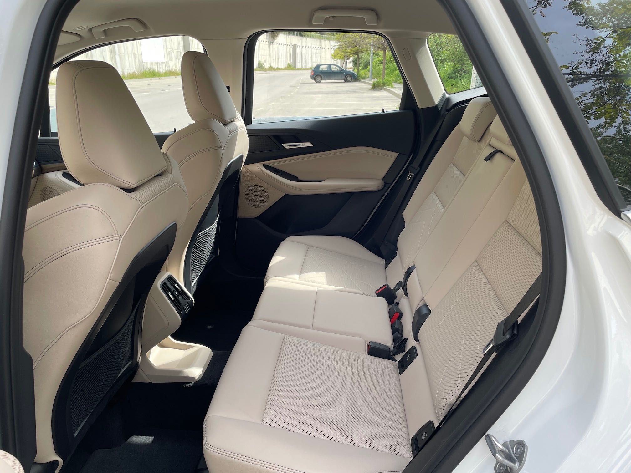 BMW 220i Active Tourer Steptronic Линия Luxury