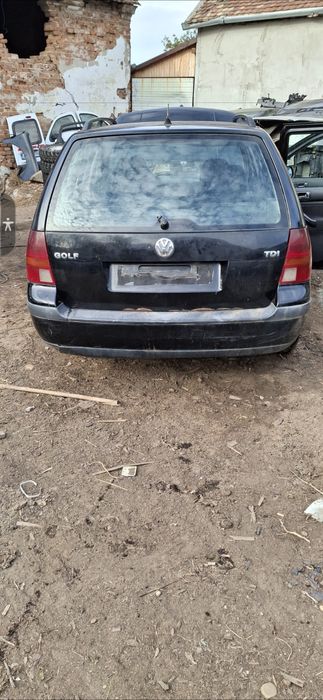 Dezmembrez Golf 4 .1,9 . Dizel  2004