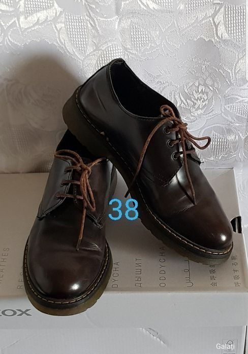 Pantofi din piele naturală