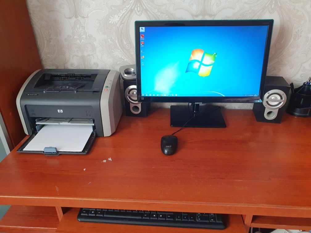 Продам компьютер с монитором