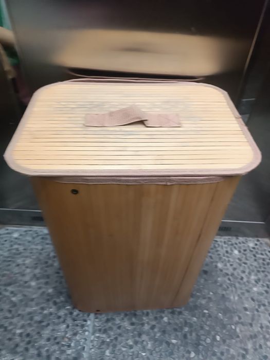 Бельевая корзина с мешком