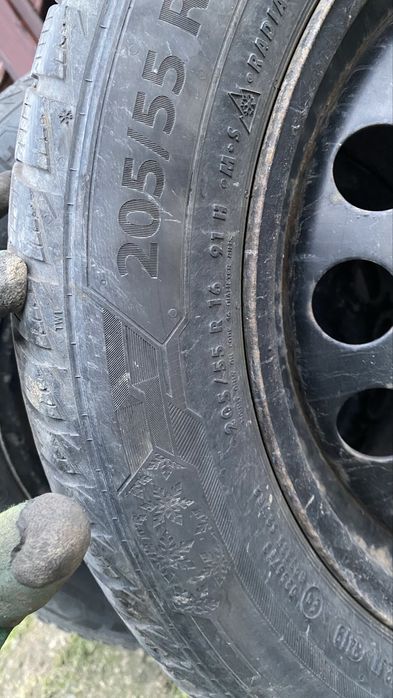 Vand jante de tabla golf 4 r16 cu anvelope m+s