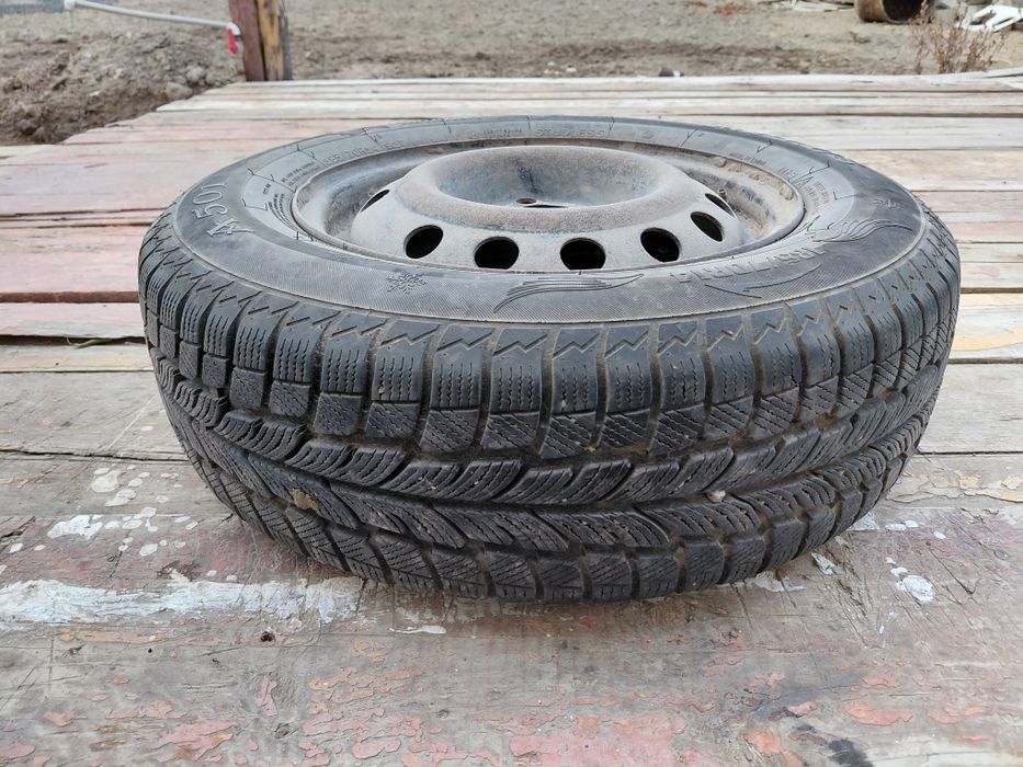 Почти новый зимний балон некси опелге 185/70