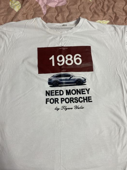 продаю футболки по 1 шт  2000 тг могу