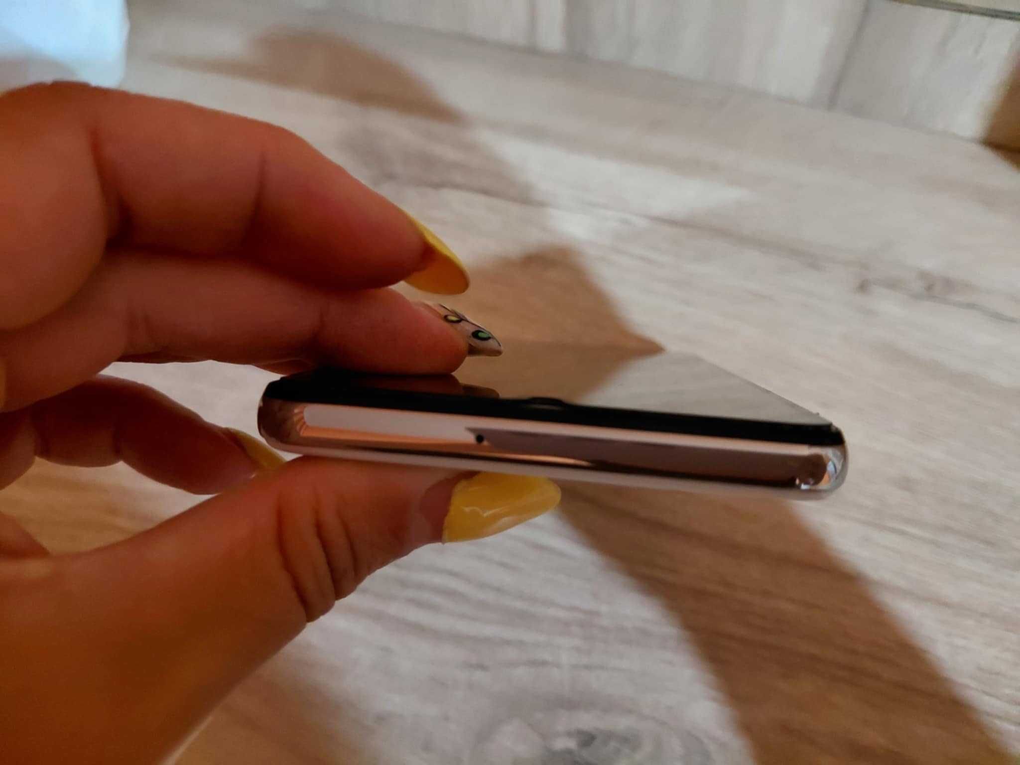 Продавам Samsung A32 Перфектен