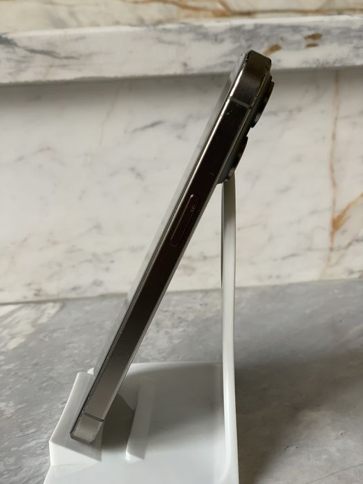 Iphone 15 Pro 128GB - Natural Titanium