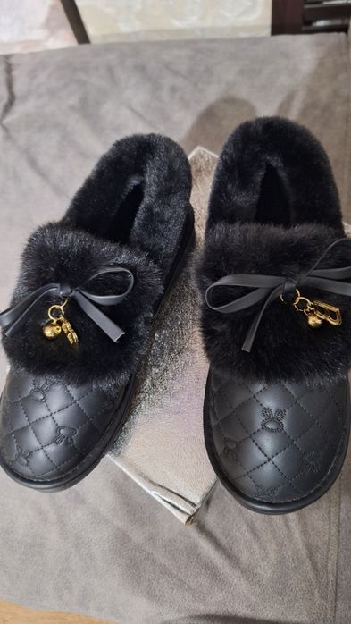 Новые тёплые тапочки