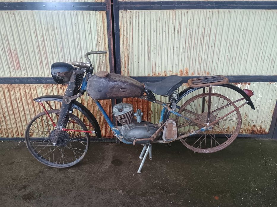 Мотоциклет Москва ретро