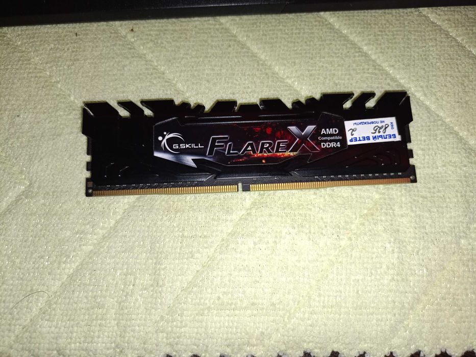 Продам оперативную память G-Skill ddr4 8gb 3200mhz