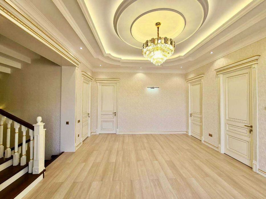 Продаётся дом! Центр Луначарского - 4 сотки - 600м2 - Евро ремонт