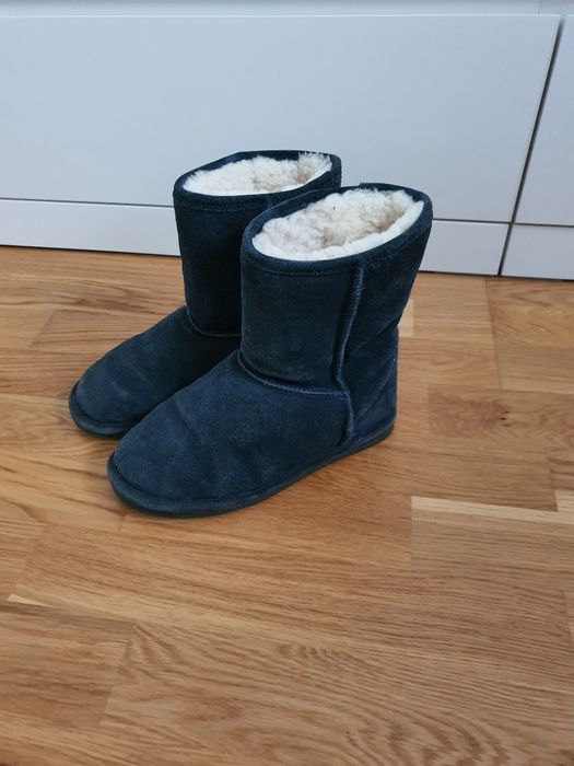 Cizme imblanite, impermeabile, captusite cu lana