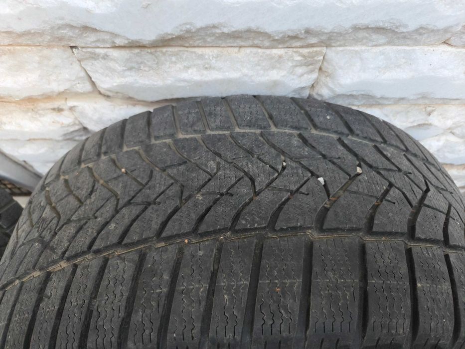 Зимни гуми DUNLOP WINTER SPORT 5 SUV 285/40/20 dot,22220
