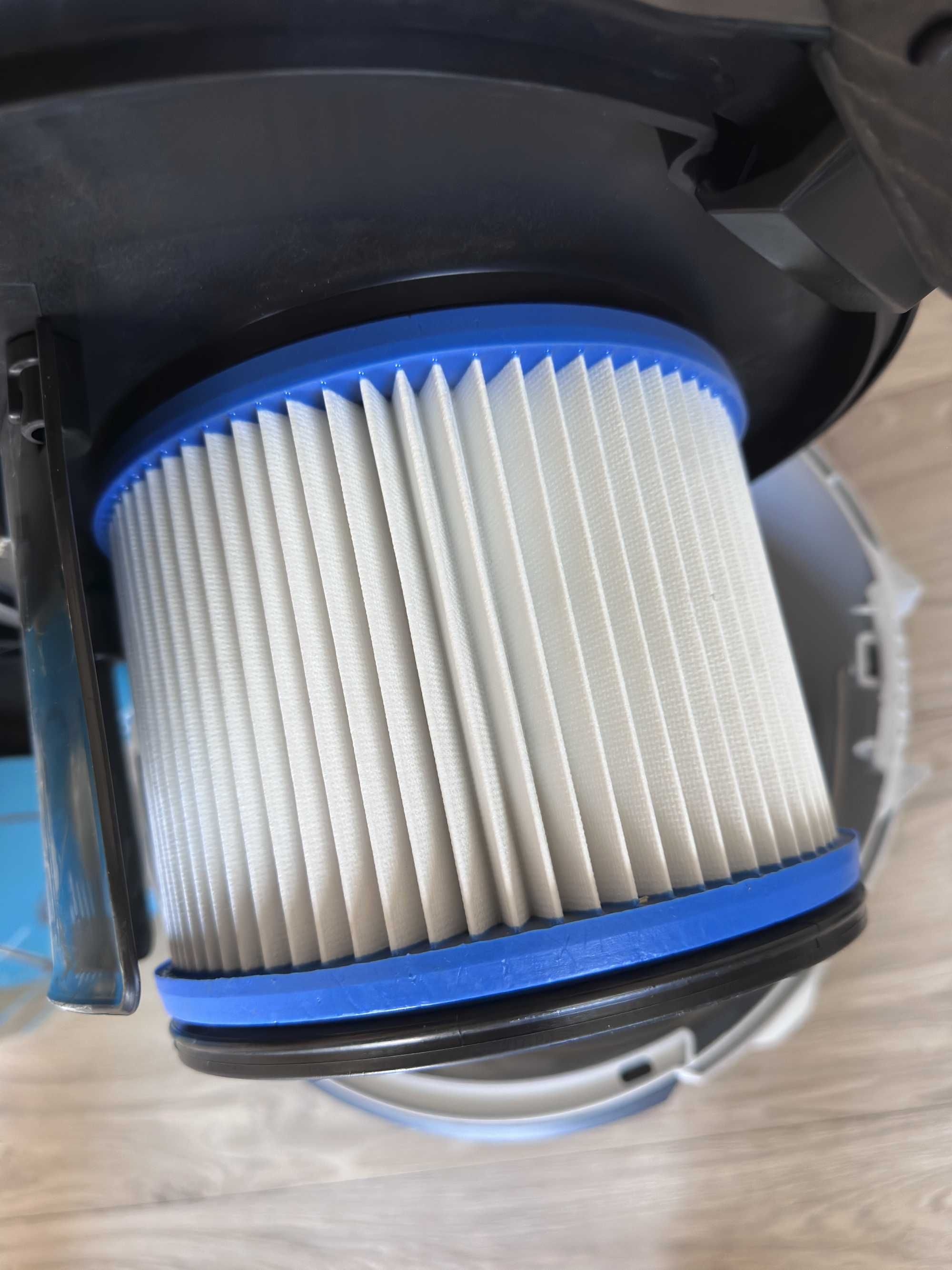 Aspirator umed/uscat Makita VC2512L, 3600 l/m, 21L (Albastru)