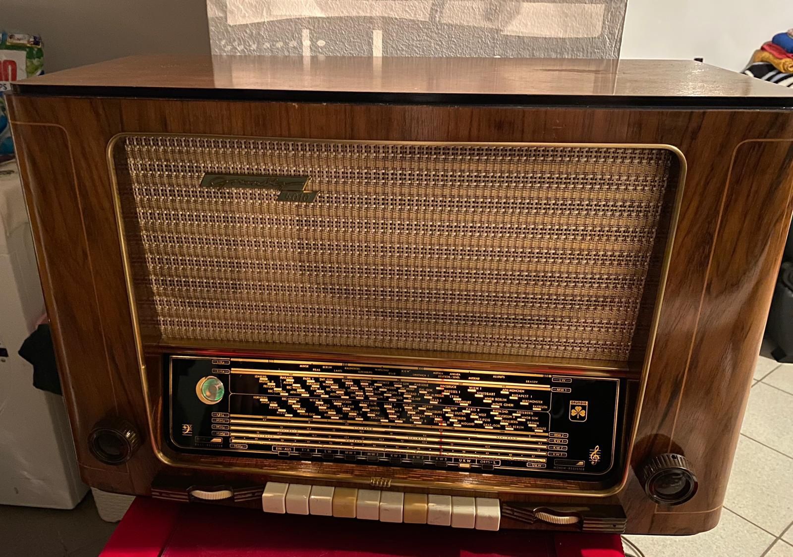 Radio Grunding 1952