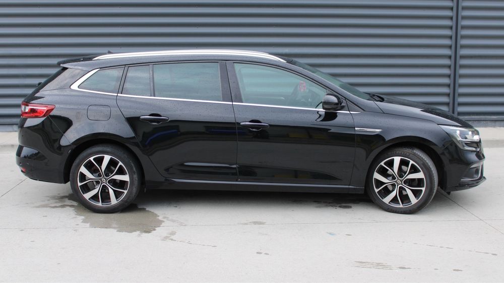 Megane 4 Bose  140cp