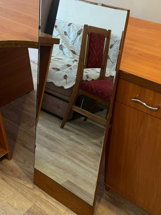 Продам два зеркала