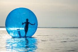 Зорб зорбинг водный шар шар для ходьбы по воде. Водный батут.