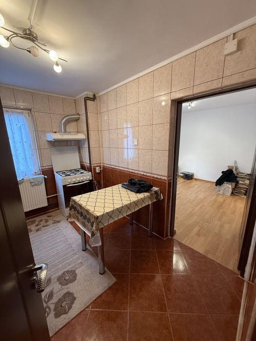 Casa in sinaia utilata/mobilata formata din 3 apartamente zona Furnica