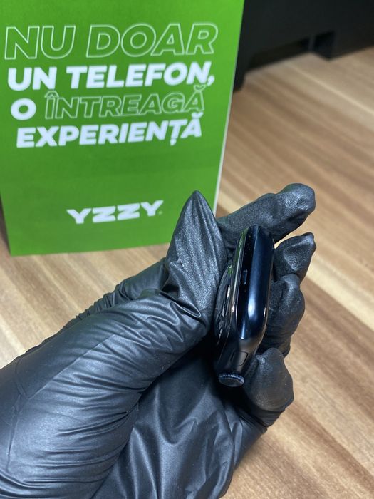 Apple Watch Seria 8 / 45 mm / GPS / Midnight Aluminium