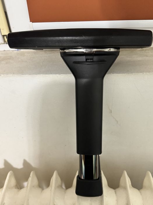 Maner stanga scaun Noblechairs