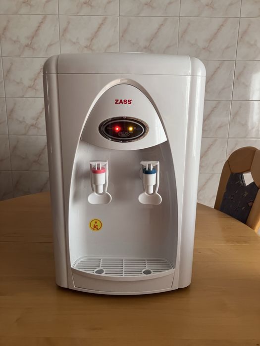 Dozator apa cu racire si incalzire