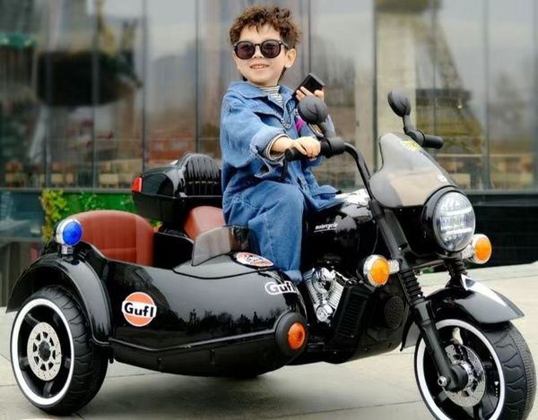 Bolalar elektro motosikli ikki o'rindiqli.