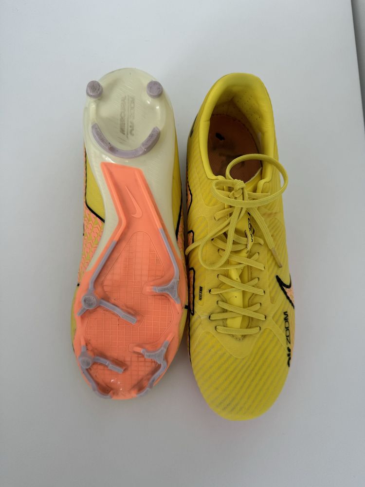 Фуболни обувки nike
